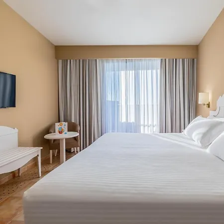 Hotel Occidental Isola Cristina