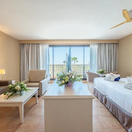 Hotel Smy 4*